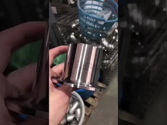 Đầu còn lại bằng thép không gỉ