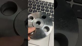 Triển lãm mặt bích SW RF