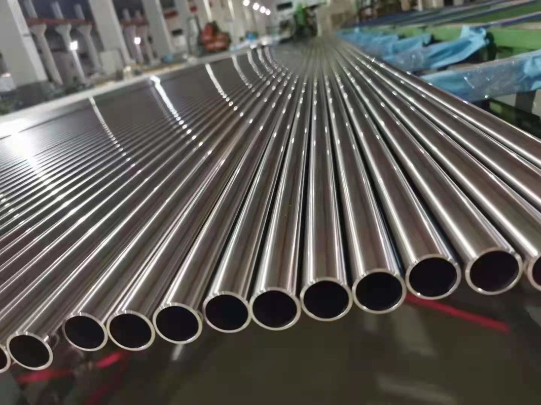 ASTM B163/B751 INCONEL 600 ERW Pipe / Seamless Steel PIPE Alloy Steel 4